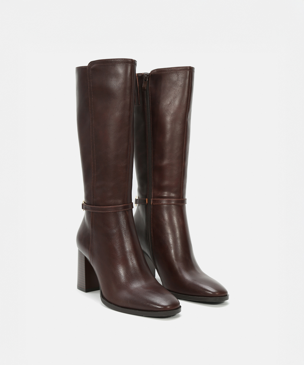 Botas salto detalhe estribo image number null